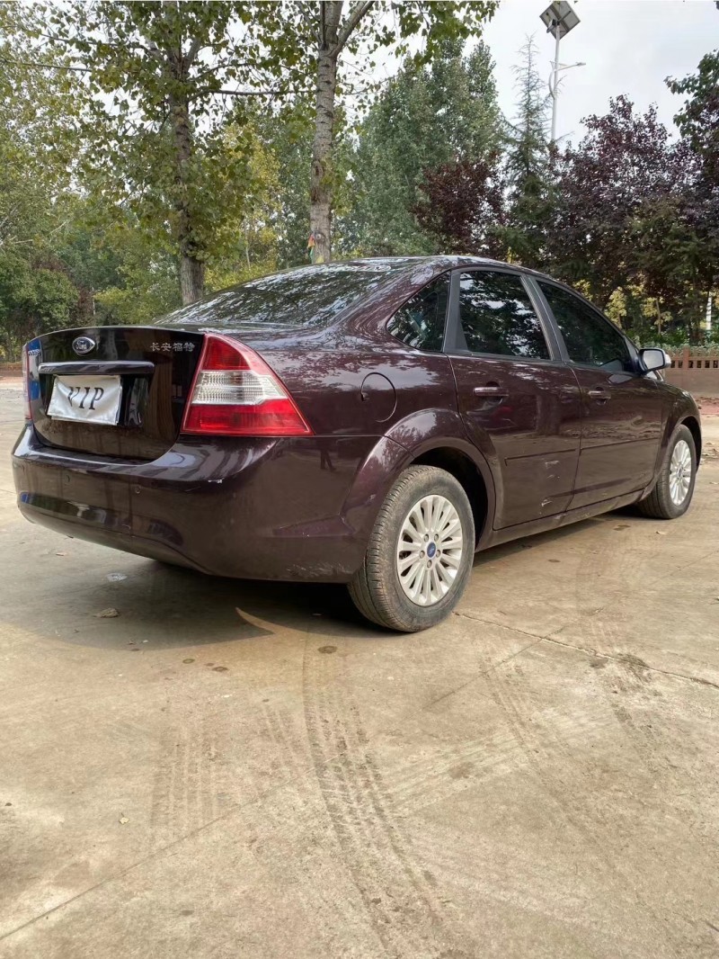 枣庄13年福特福克斯6
