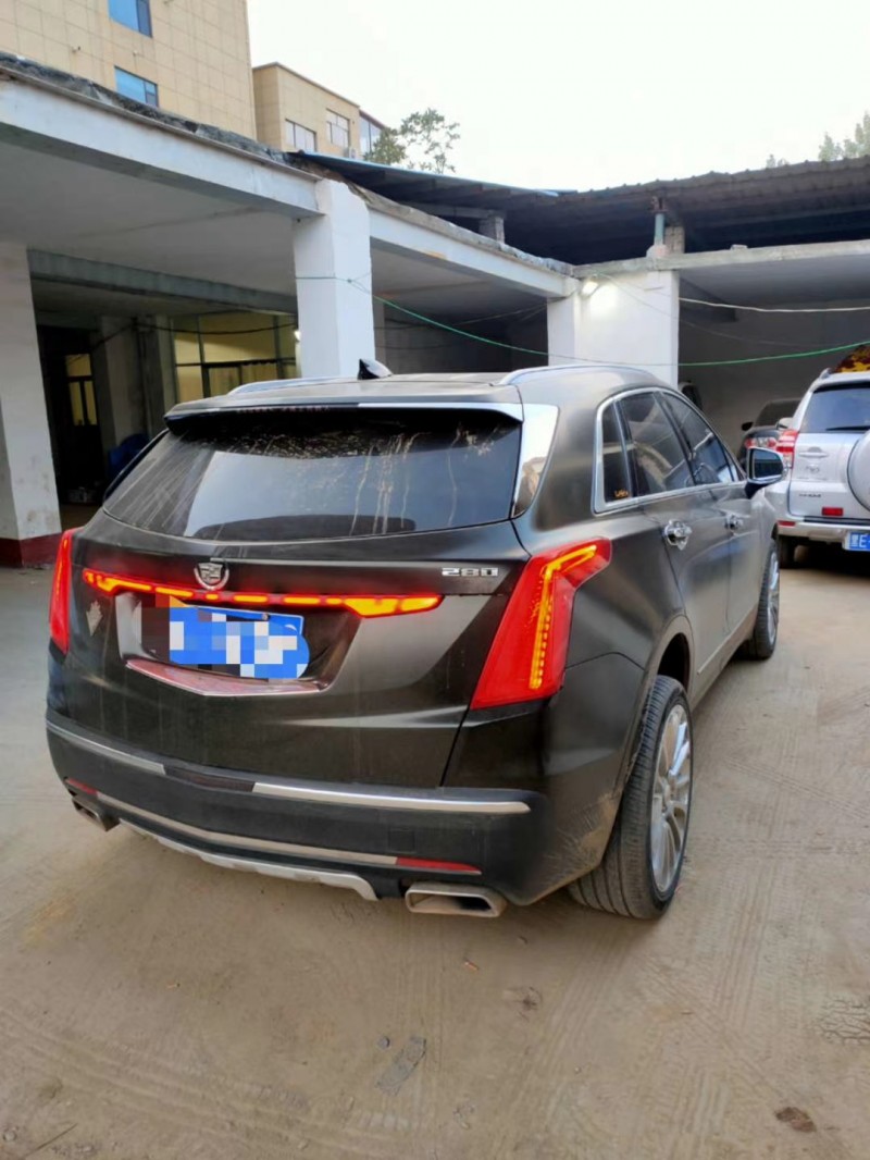 北京17年凯迪拉克XT51