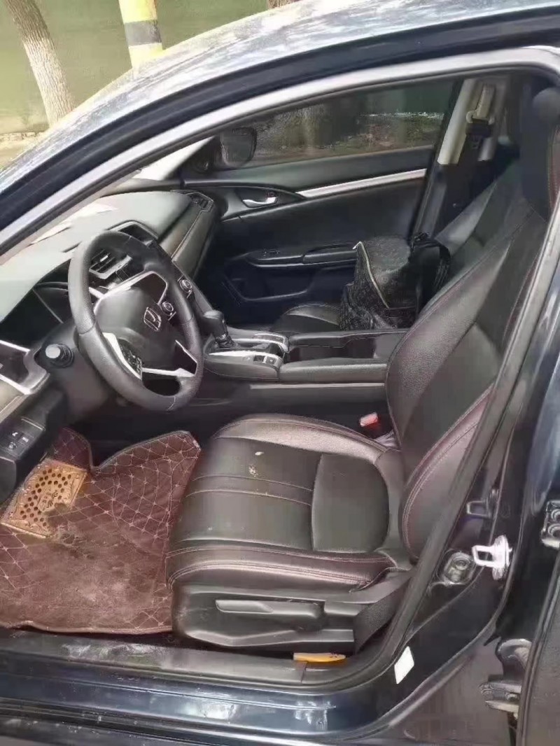 济南18年本田思域4