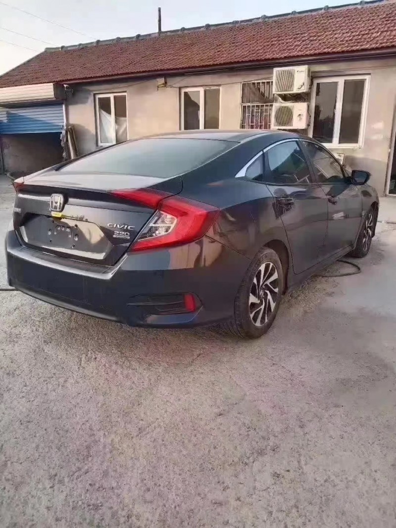 济南18年本田思域1