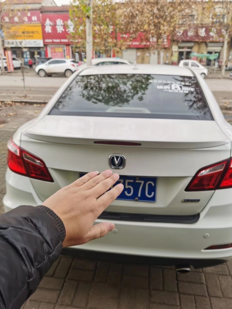 濮陽17年長安汽車逸動9