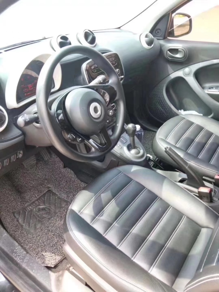 佛山16年奔驰smart1