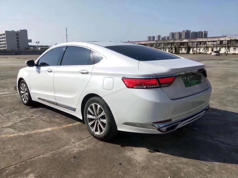 佛山18年吉利博瑞5