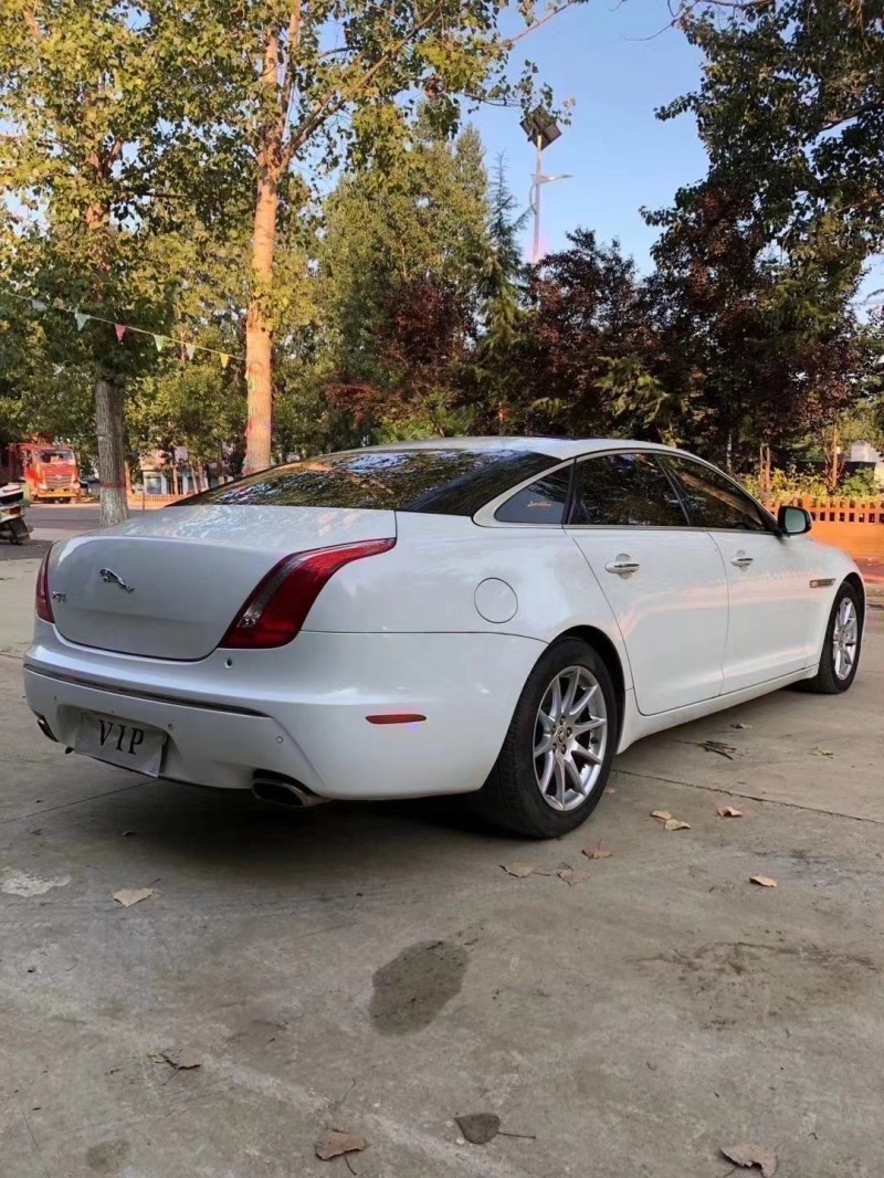 枣庄12年捷豹XJ4