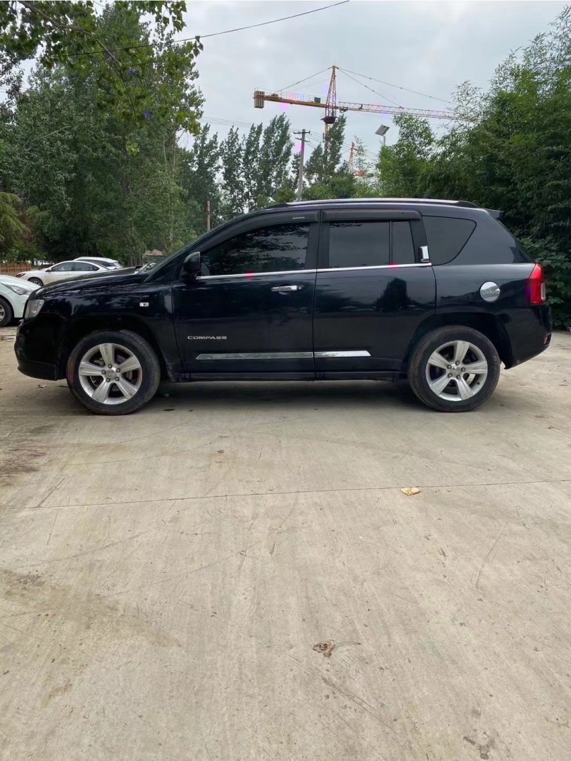 枣庄11年Jeep指南者4