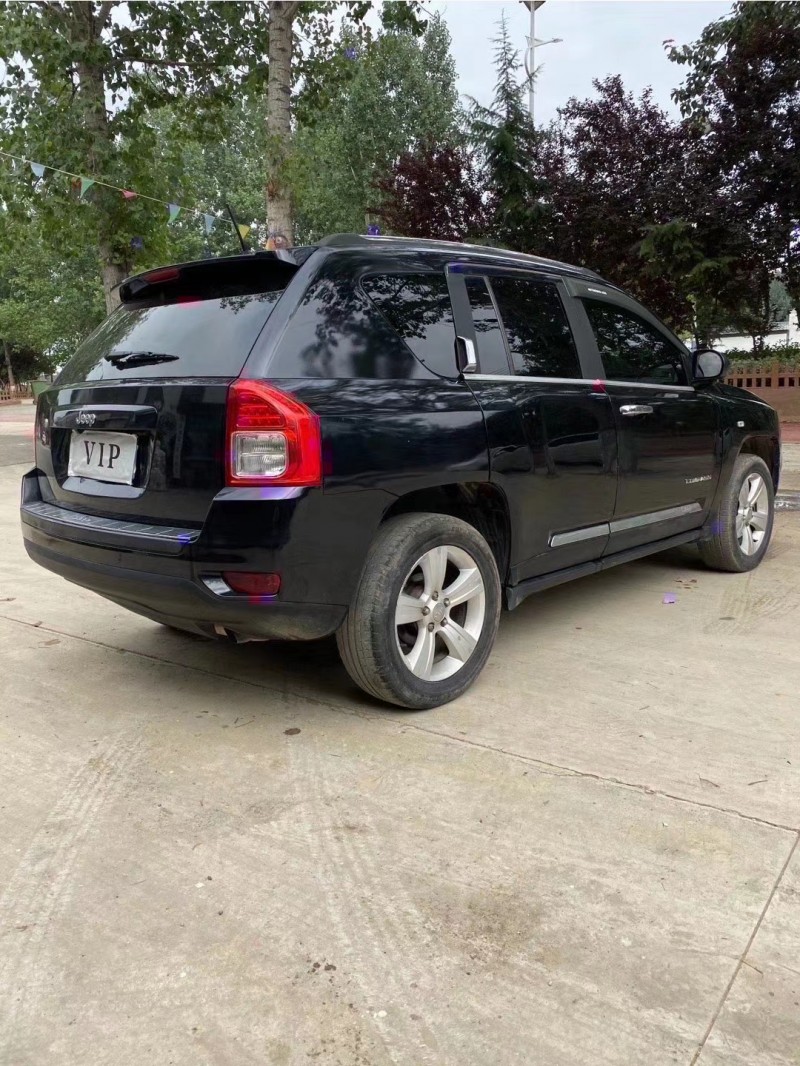 枣庄11年Jeep指南者6