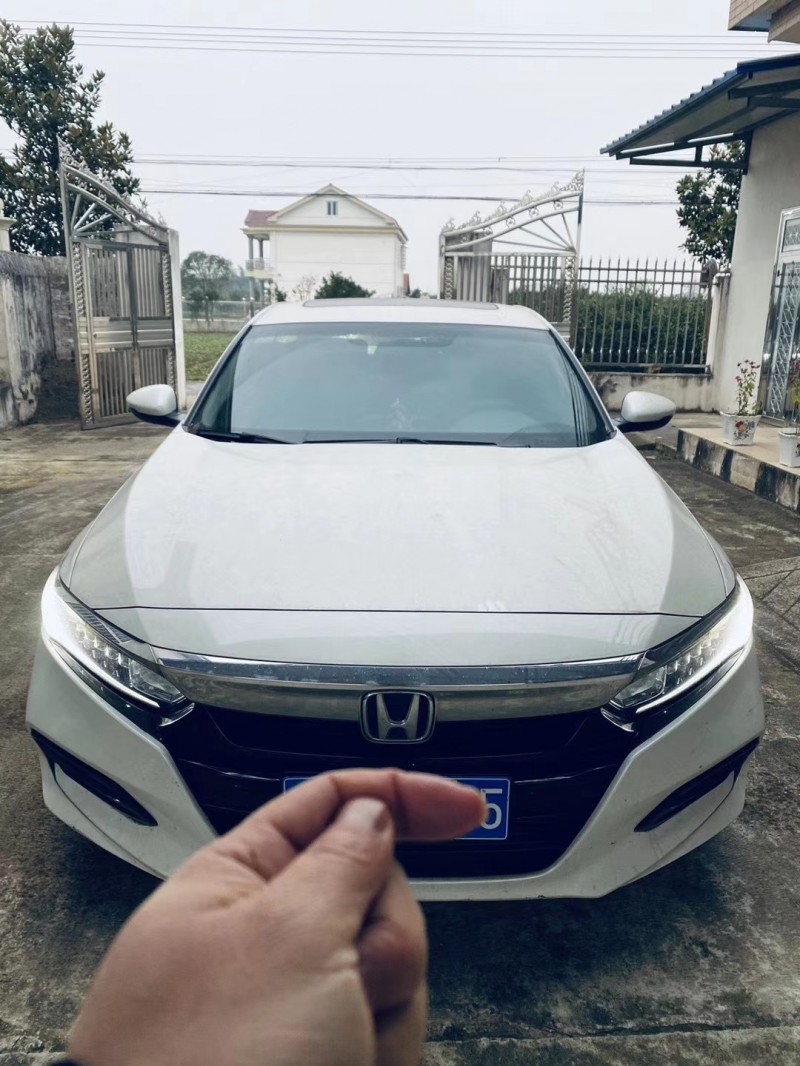 邵阳18年本田雅阁1