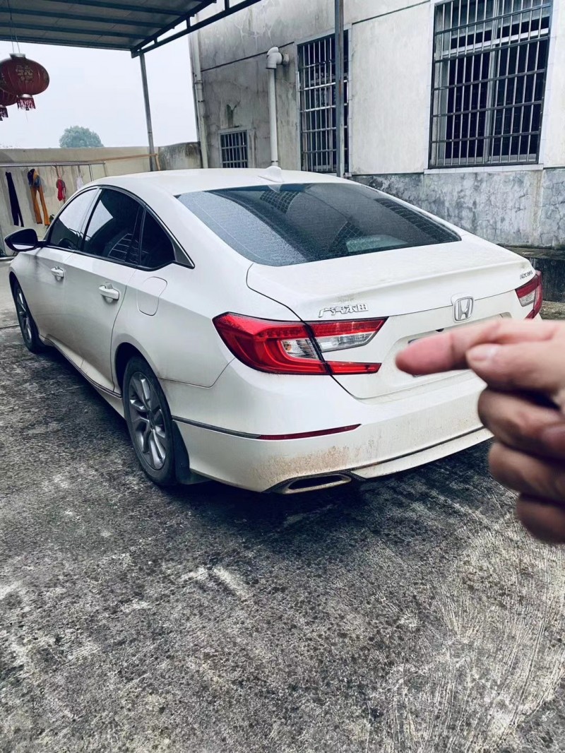 邵阳18年本田雅阁8