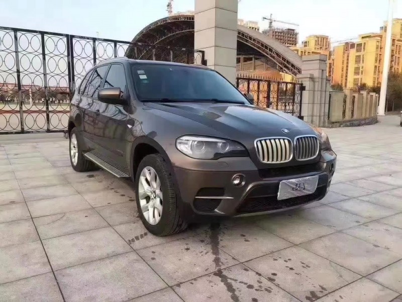 济南13年宝马X57