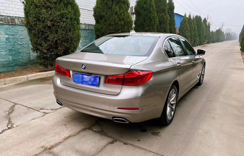 保定18年宝马5系4