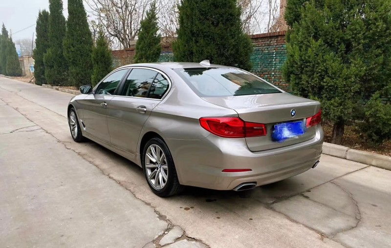保定18年宝马5系5