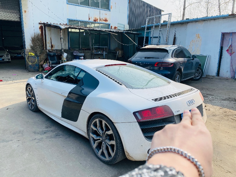 广州12年奥迪R82