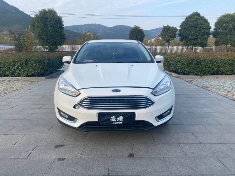 徐州16年福特福克斯6