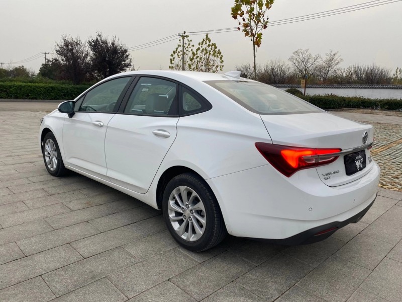 徐州20年别克威朗5