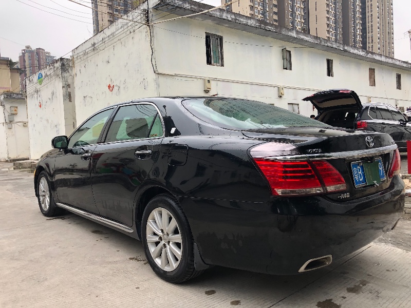 深圳13年丰田皇冠3