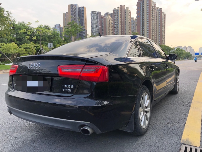 深圳16年奥迪A6L1