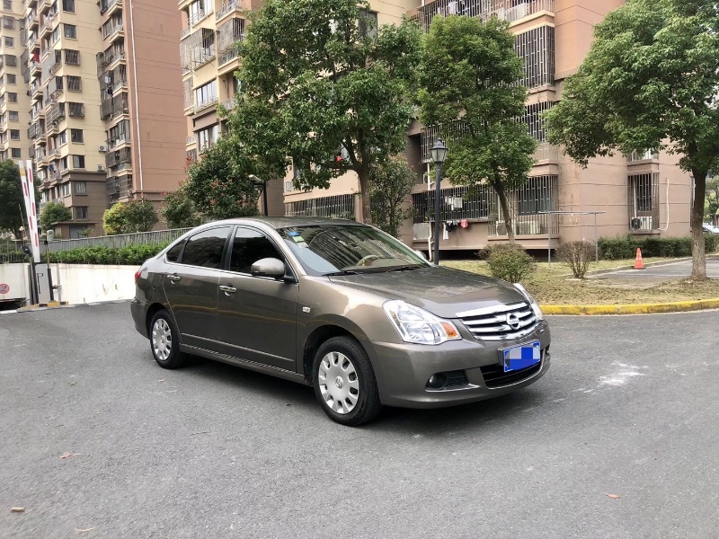 上海18年日產軒逸5