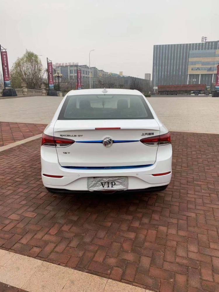 潍坊18年别克英朗7