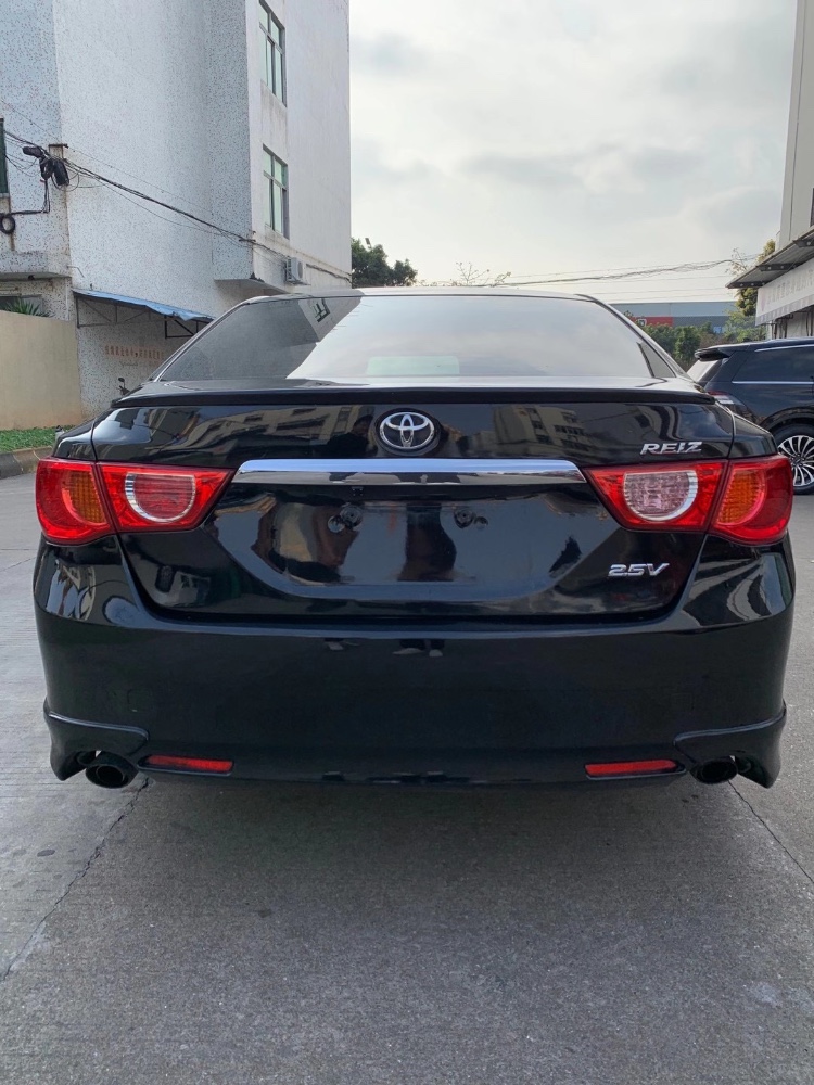 中山14年丰田锐志5