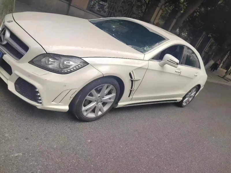 成都14年奔驰CLS3