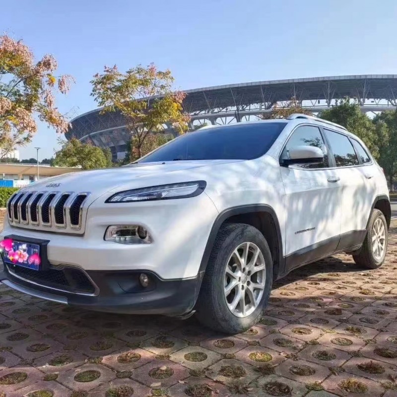 長沙17年Jeep自由光2