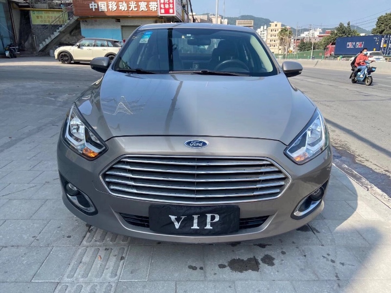 广州16年福特福睿斯7