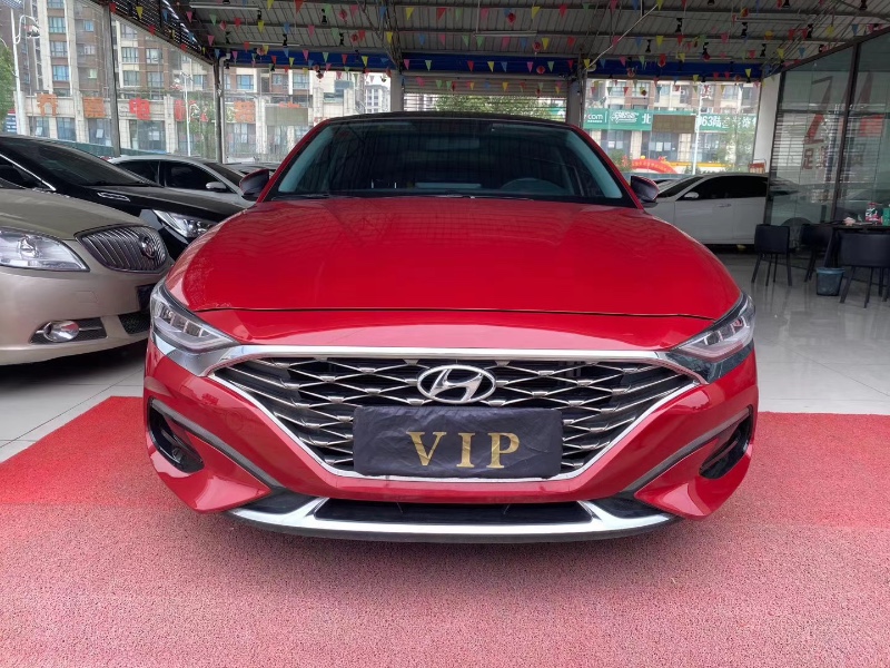 重庆19年现代菲斯塔9