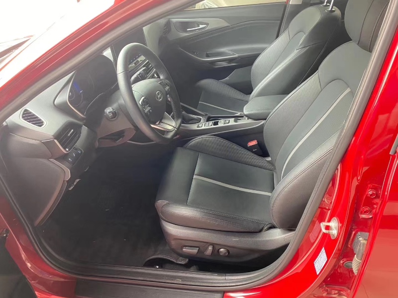 重庆19年现代菲斯塔4