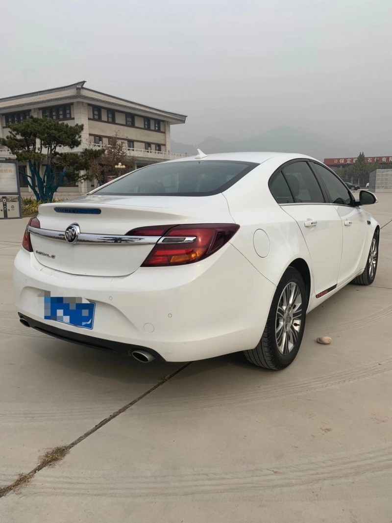 保定17年别克君威5