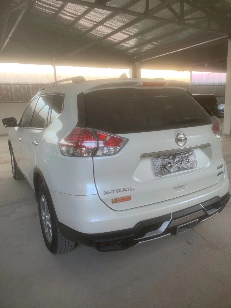邯鄲17年日產奇駿6