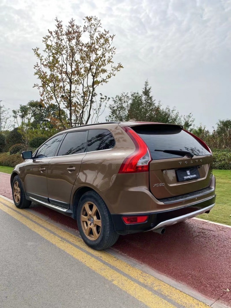 枣庄10年沃尔沃XC604
