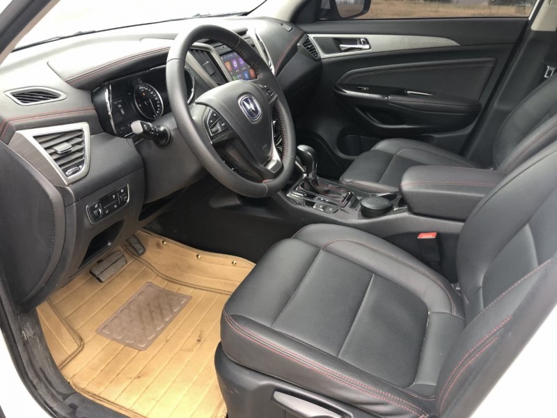 焦作18年長安汽車長安CS756
