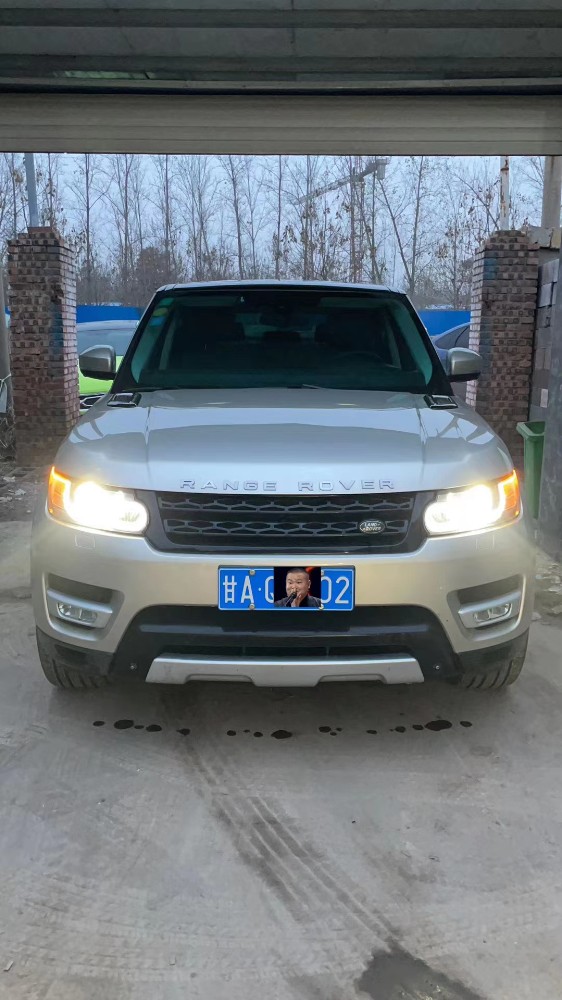 北京15年路虎揽胜运动9