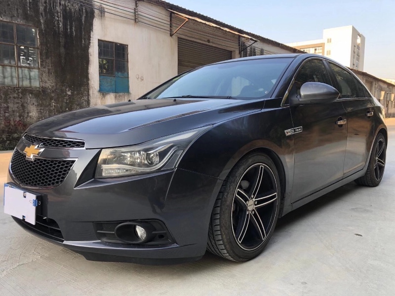 江门13年雪佛兰科鲁兹2