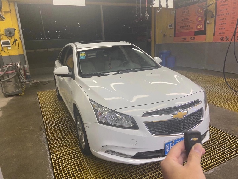 广州16年雪佛兰科鲁兹2