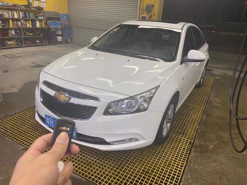 广州16年雪佛兰科鲁兹4