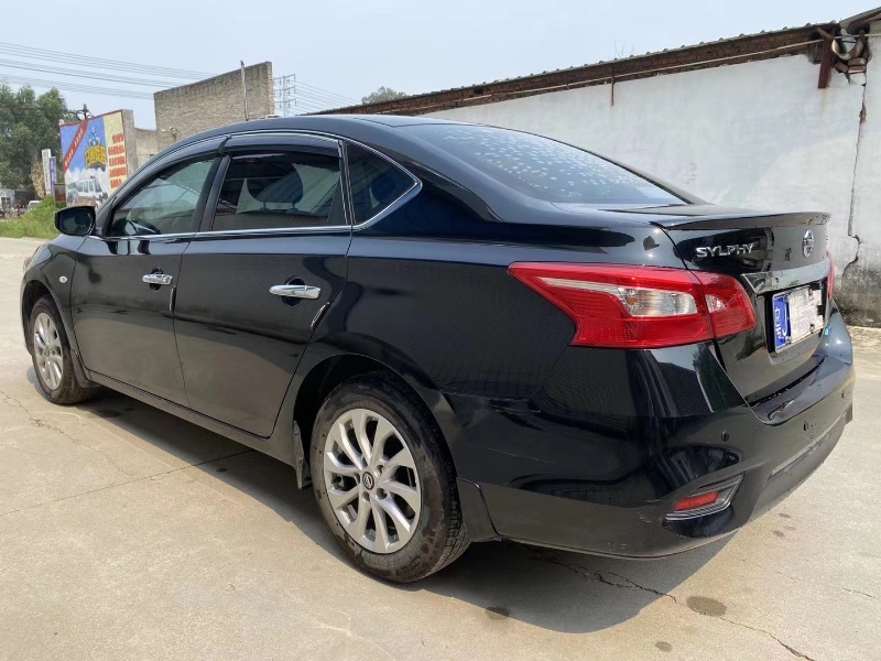 江门18年日产轩逸6