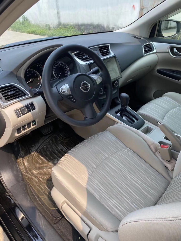 江门18年日产轩逸5