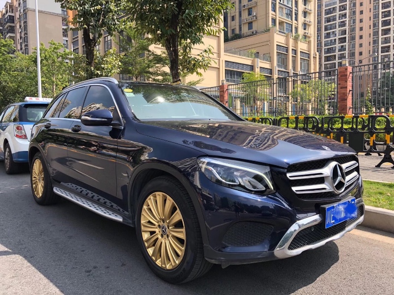 广州18年奔驰GLC3