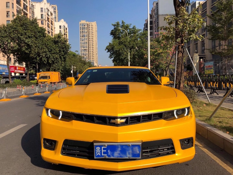 广州16年雪佛兰科迈罗1