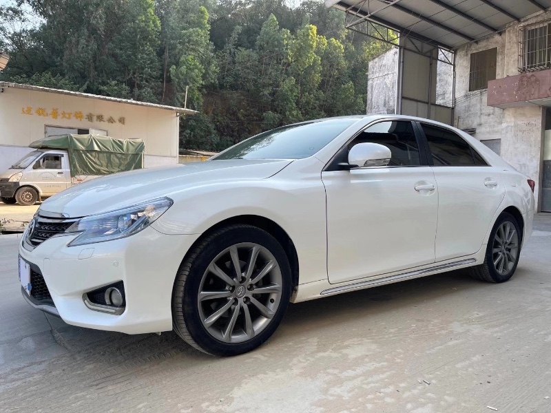 江门14年丰田锐志7