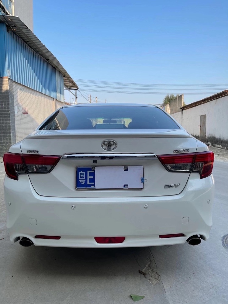 江门14年丰田锐志8