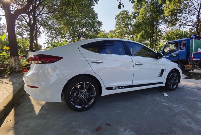 广州18年现代领动4