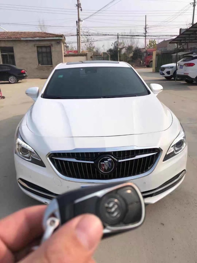 济南17年别克君越8