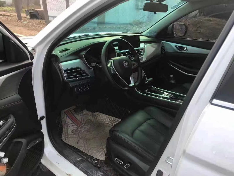 北京19年长安汽车长安CS757