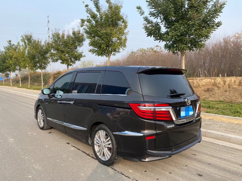 北京17年本田艾力绅5