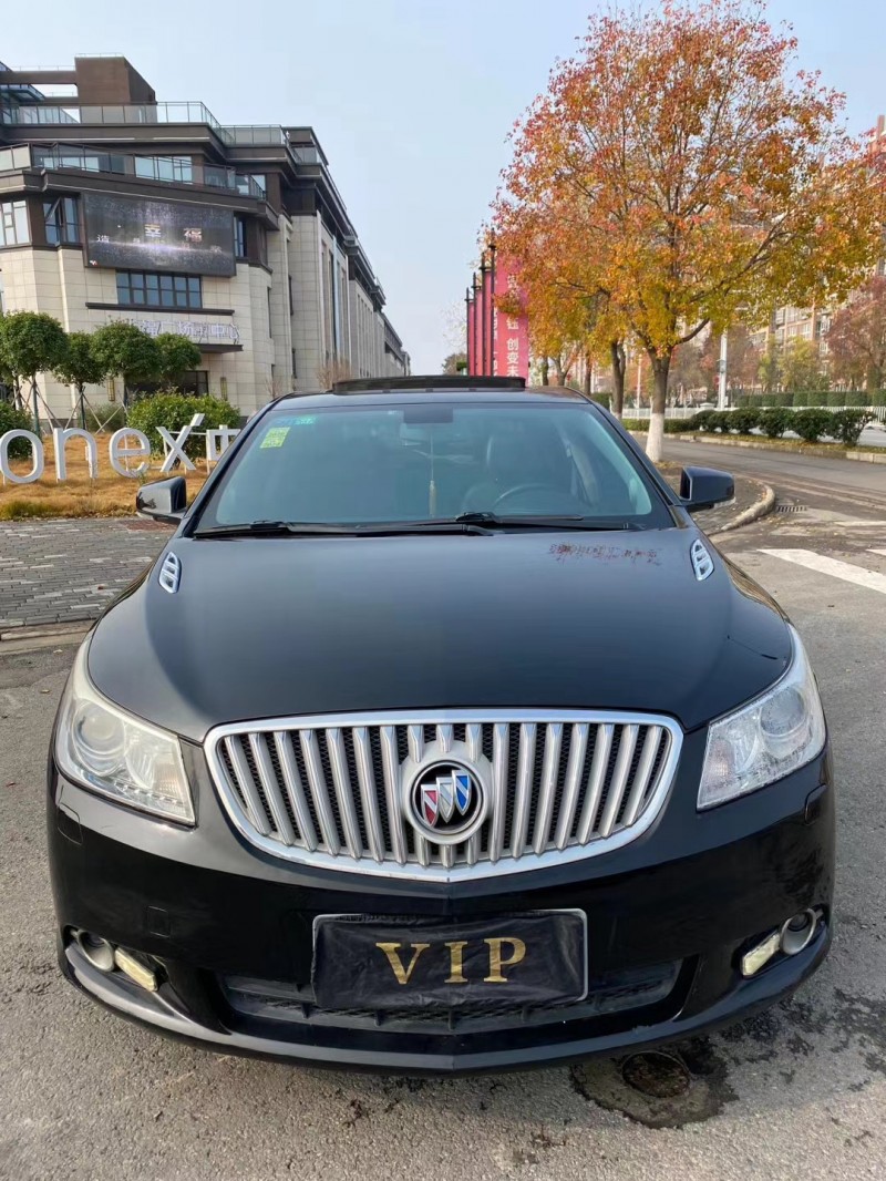 徐州13年别克君越9