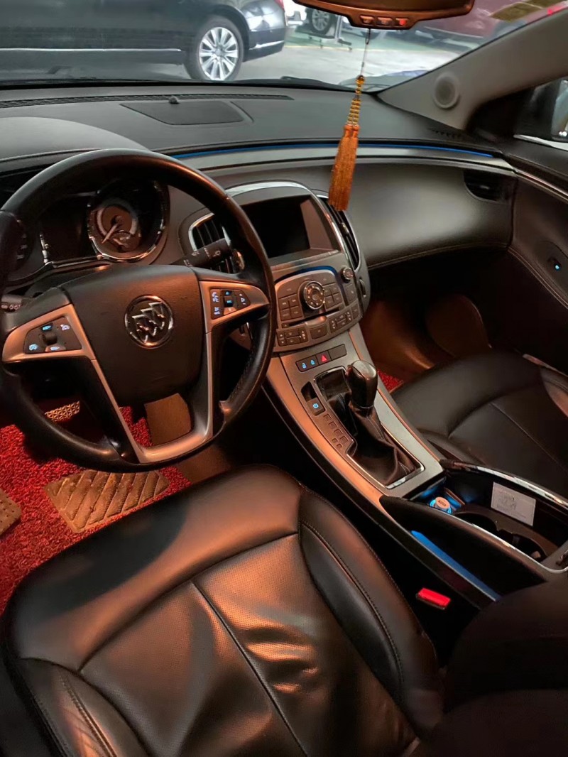 徐州13年别克君越2