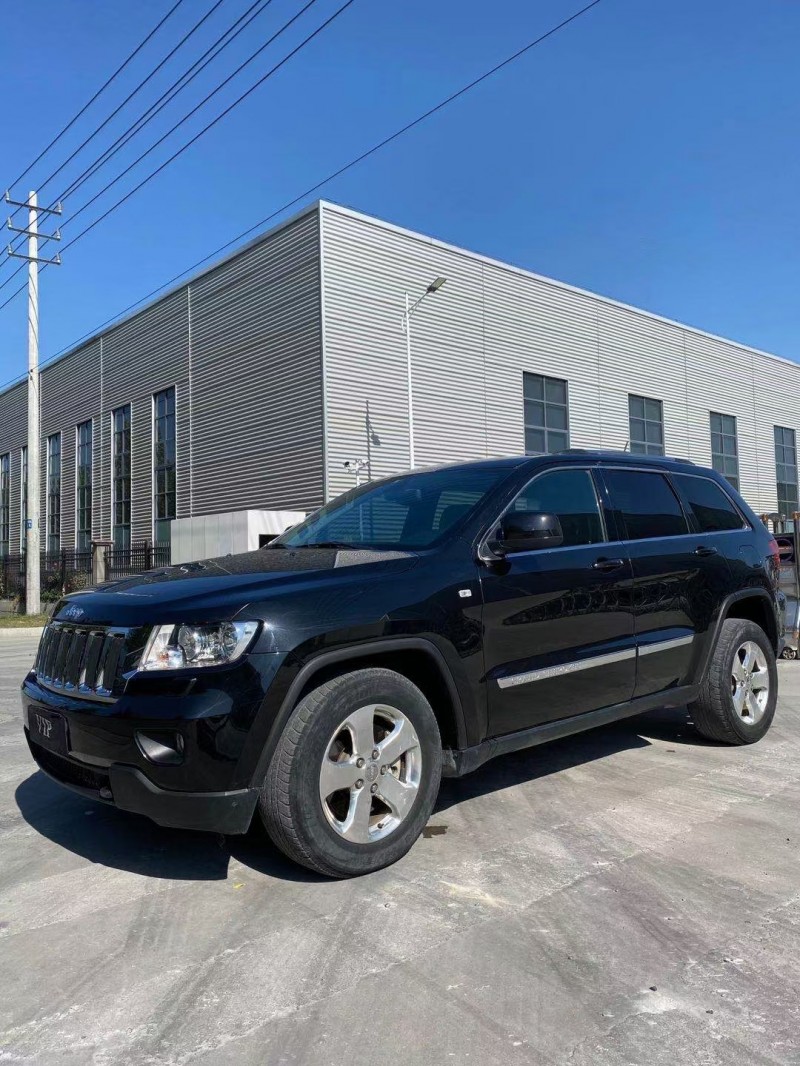 宿迁13年Jeep大切诺基8