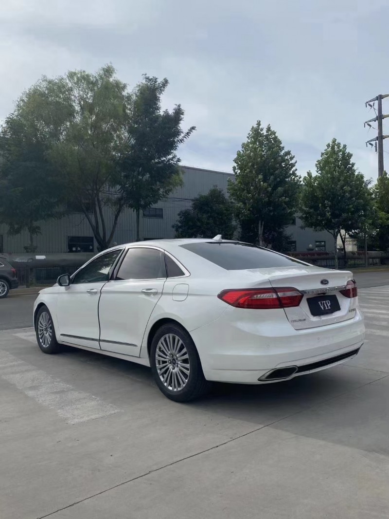 宿迁16年福特金牛座2